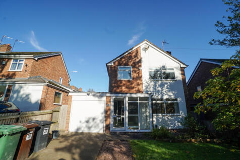 4 Bedroom Detached in CH43 1TU