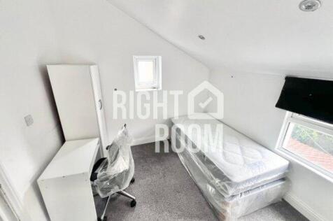 room-3-135-grosvenor-road-e7-8jb-993380