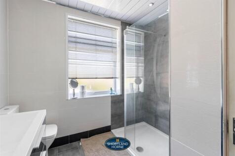 45 Arnold Ave (13 of 33).jpg