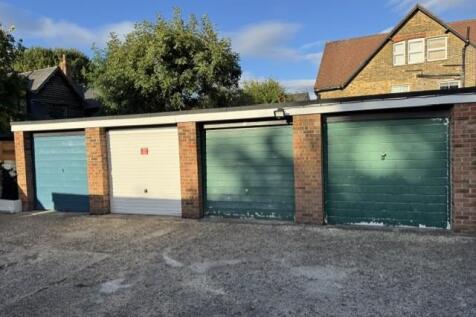 Garage En-Bloc