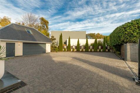 5 bed, 5 bath Detached in Edinburgh - Photo 32