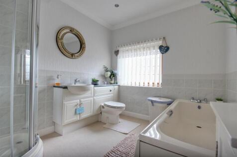 Barmston House (18).jpg