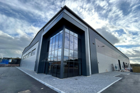 Light Industrial to rent in doncaster