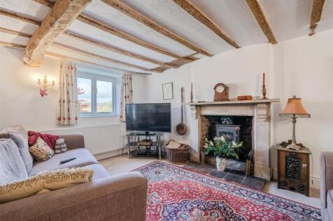 Reception Room 1-4.jpg