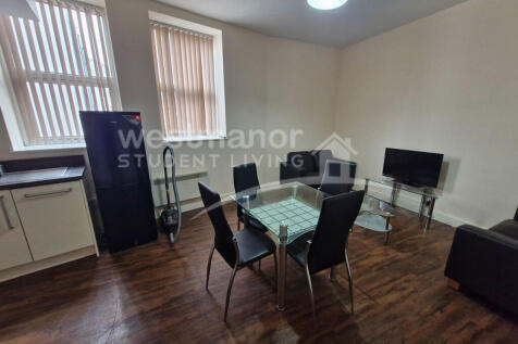FLAT 17