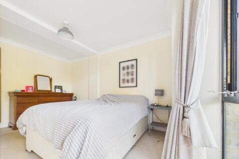 CAM01981G0-PR0129-STILL004 (1).jpg