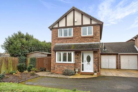 A Beautifully Presented Three-bedroom Home In The