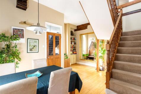 Entrance/Dining Room