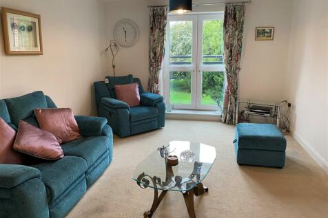 Picture 4 Lounge.jpg