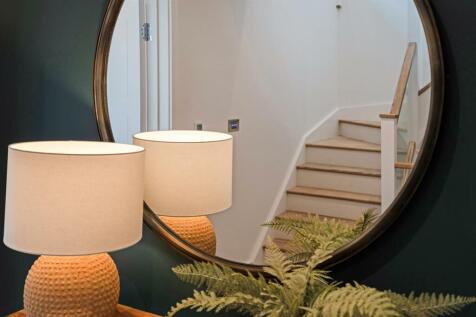 304 Sandbanks Road 327170 - (17).jpg