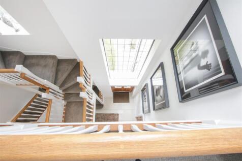 SECOND FLOOR LANDING