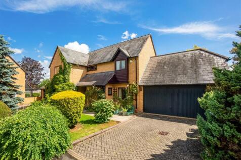 6 Furlong Meadow 2418-2.jpg