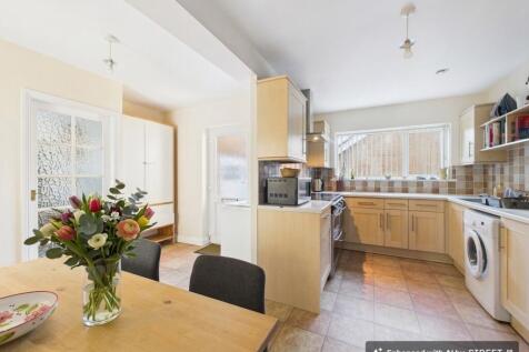 Dining kitchen