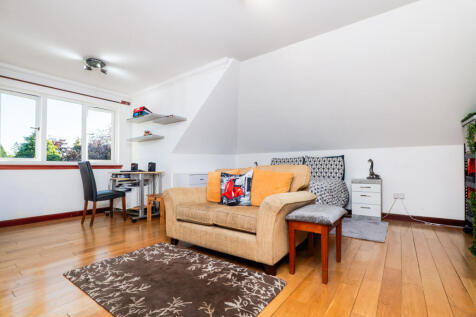 5 bed, 5 bath Detached in Glasgow - Photo 43