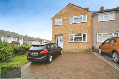 Plane Tree Close, Chelmsford, Essex, CM2
