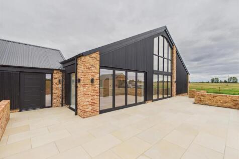 Thorpes Barn Photos (5).jpg