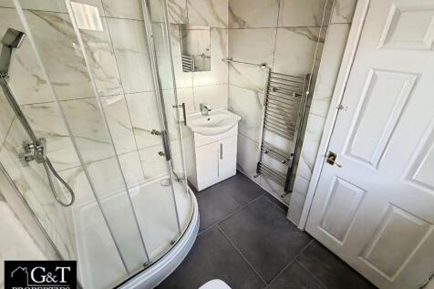 Downstairs Bathroom