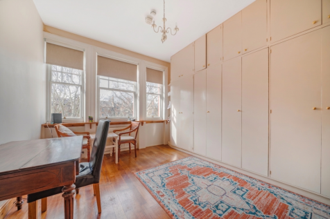Short Let - Studio for Rent