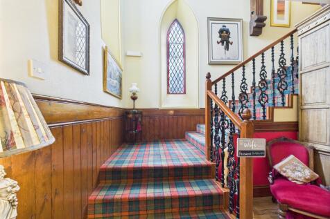 CAM03481G0-PR0114-STILL025