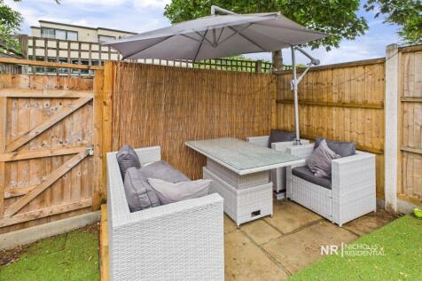 Garden Extra Photo 1