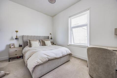 29 Addison Road, Southsea-PorticoMarketing-SoldBy-