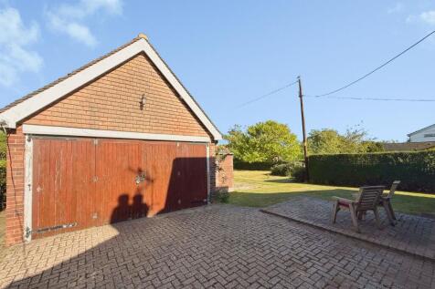 Double Garage/Workshop