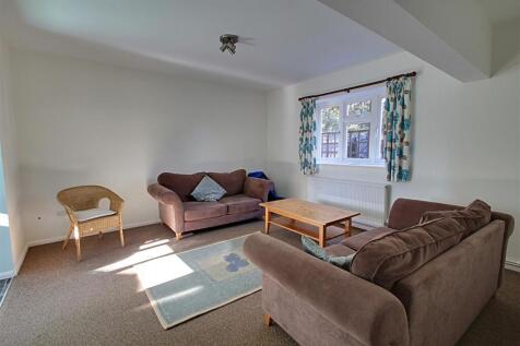 Annexe Living Room 1.jpg