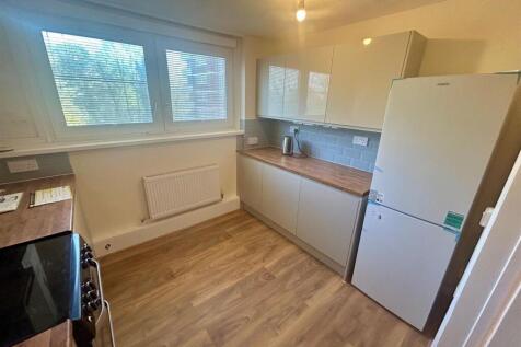 kitchen 2.jpg