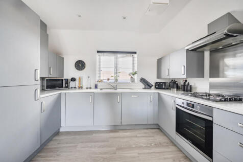 1348745-10-68b97d...