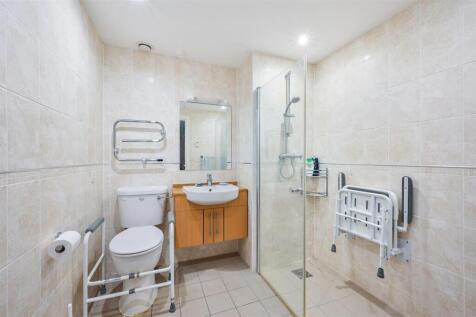 WELLINGTON COURT, (2).jpg