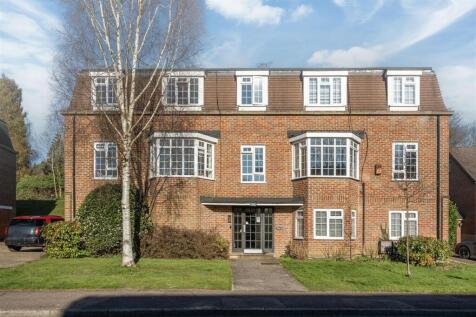 Craigmount - Exterior 1.jpeg