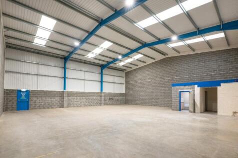 Light Industrial to rent in pudsey