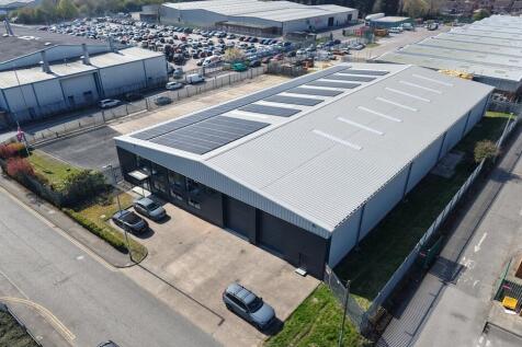 Light Industrial to rent in normanton