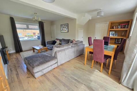 Living/ Dining Room