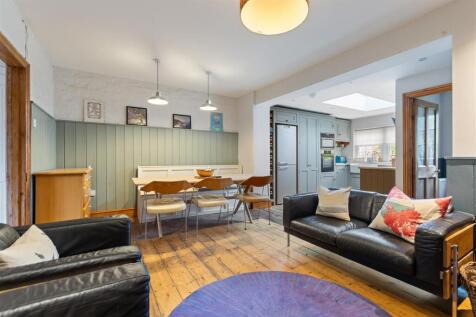 Dining / Family Room