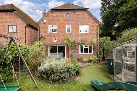 8 Hale Court, TN12 5JA 016.jpg