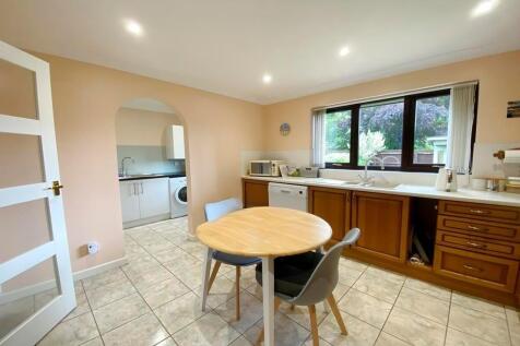 Kitchen/Breakfast Rm