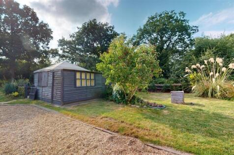 1 Plex Cottages, Plex Lane, Garden 4.jpg