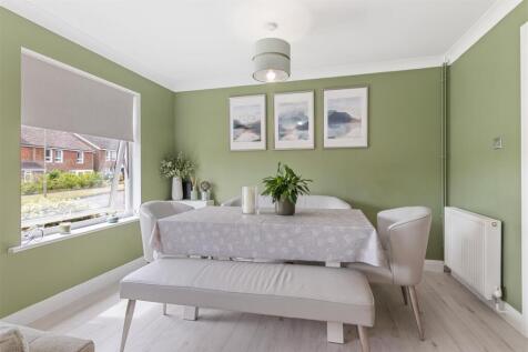 Living / Dining Room