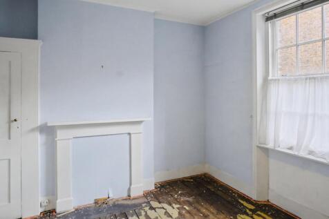 24 Warwick Chambers, Pater Street, Kensington, London, W8 6EN