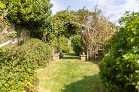 Rockery Cottage External-11.jpg