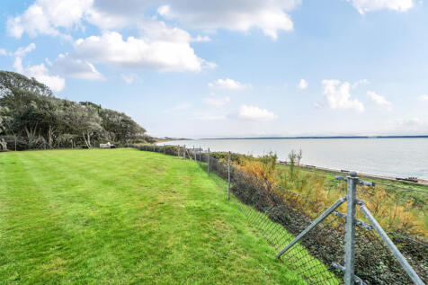 1381289-19-692477...