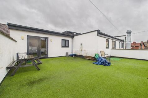 Flat 2 | 1 - 3, Old Church Road Clevedon, North So