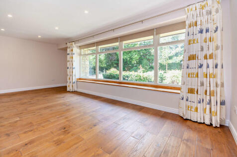 8663587-interior0...