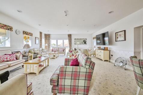elmtreecourt-retirementliving-mccarthystone80highs