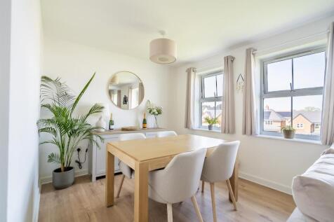 LIVING DINING ROOM