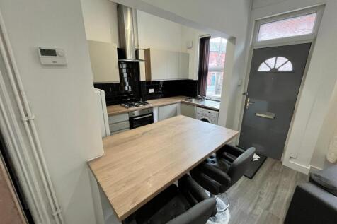 WhatsApp Image 2025-08-30 at 15.29.16 (2).jpeg