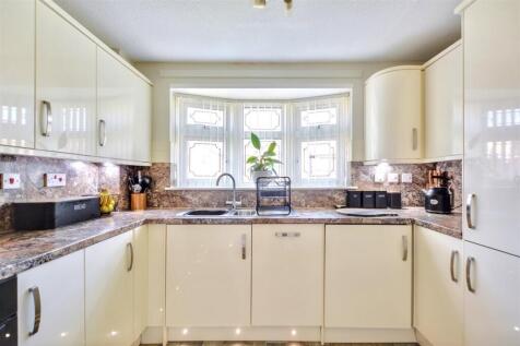 9 derwent kitchen 2.jpg