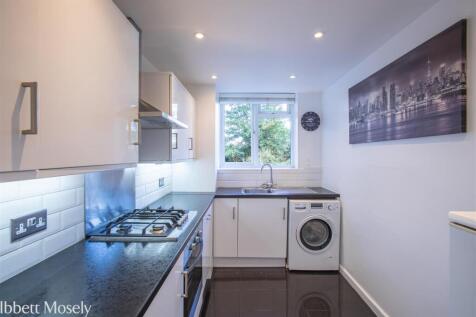 New 25 - Kitchen.jpg