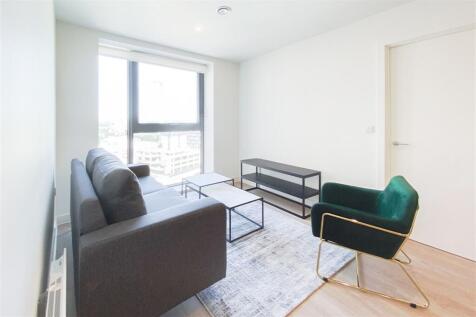 Available July| Two Double Bedroom / Two Bathrooms | 12th Floor | Residents Concierge, Gym and Café | Minutes from City Centre | Zero-Deposit Available |